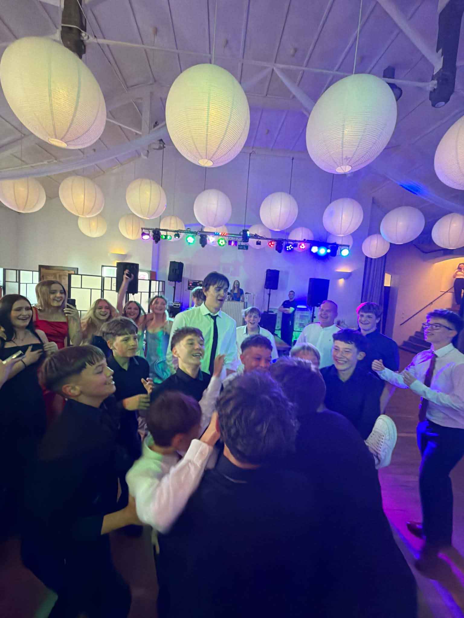 Wyjątkowy Bal Ósmoklasistów w Karczmie Kamiennej!