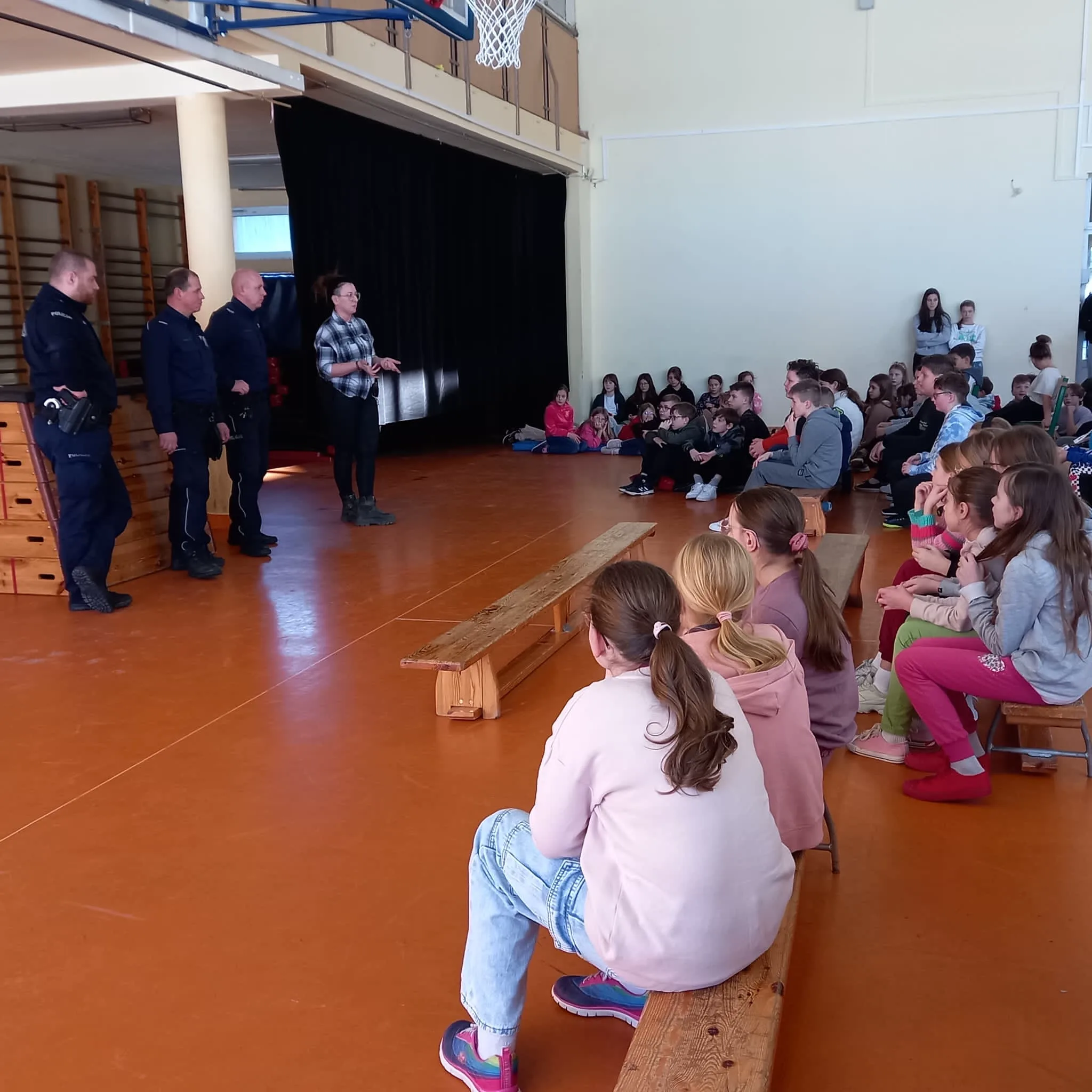 O BEZPIECZEŃSTWIE W CZASIE FERII