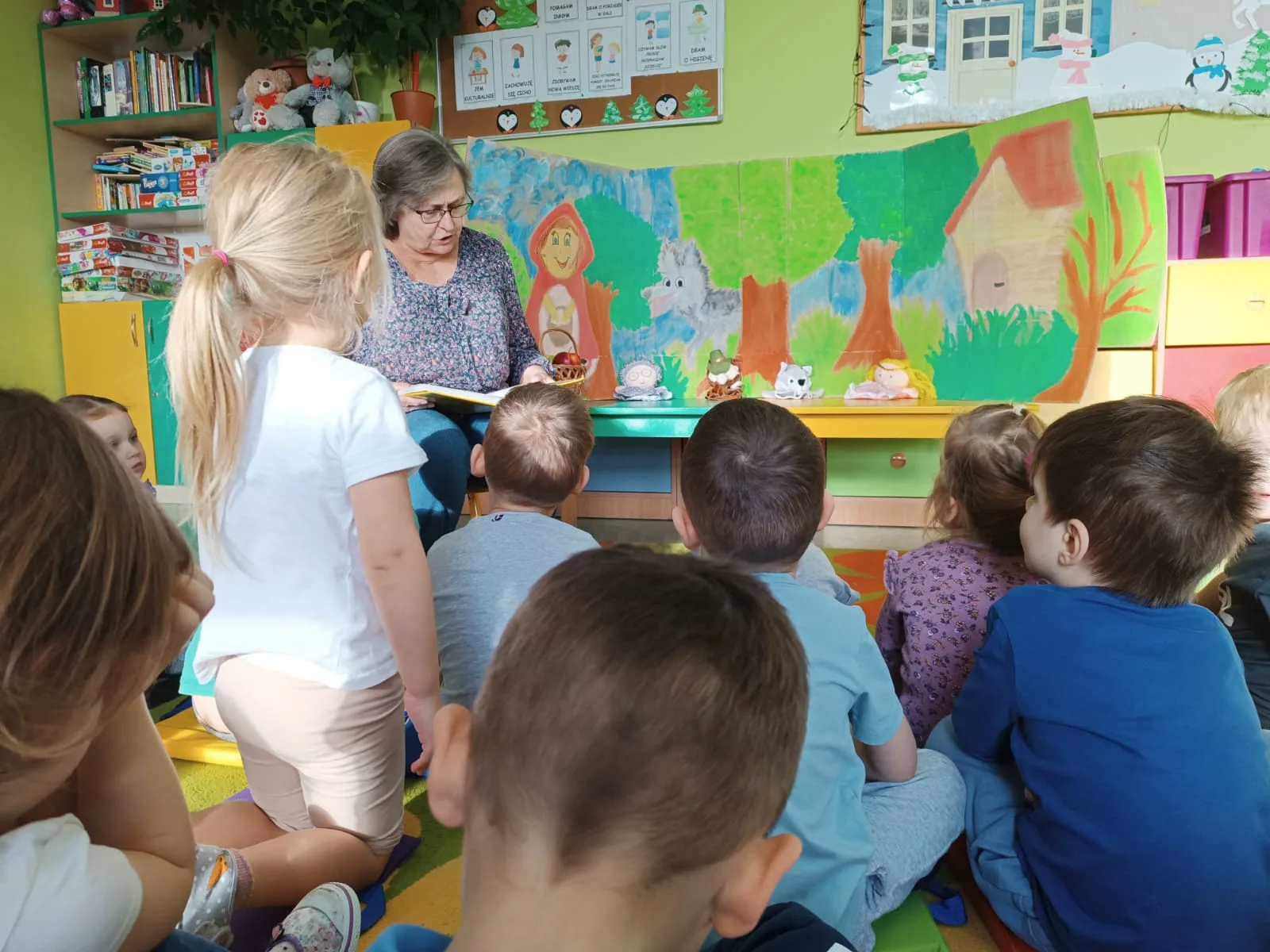 ODWIEDZINY BABCI U MALUSZKÓW