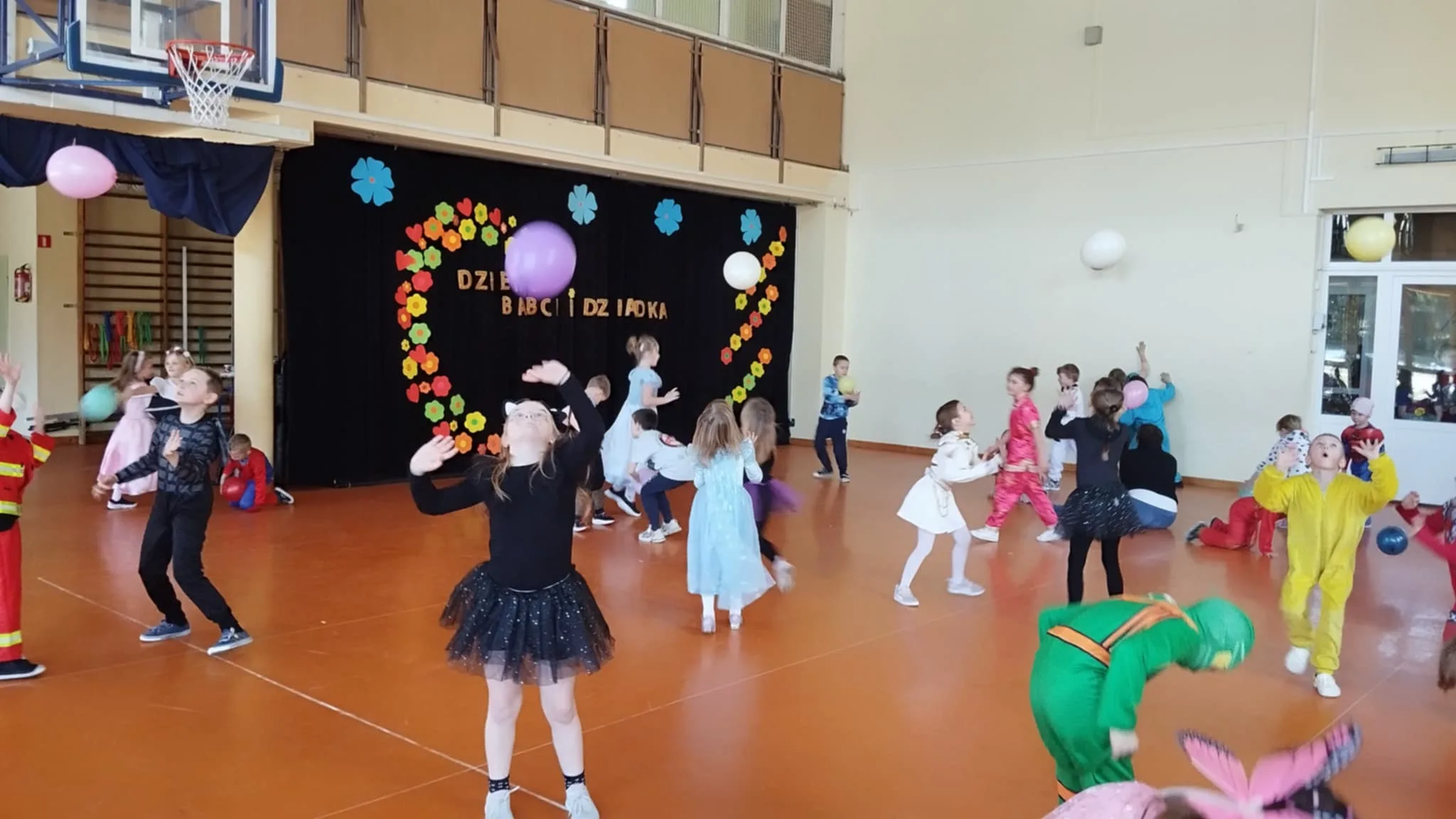 ACH! CO TO BYŁ ZA BAL!