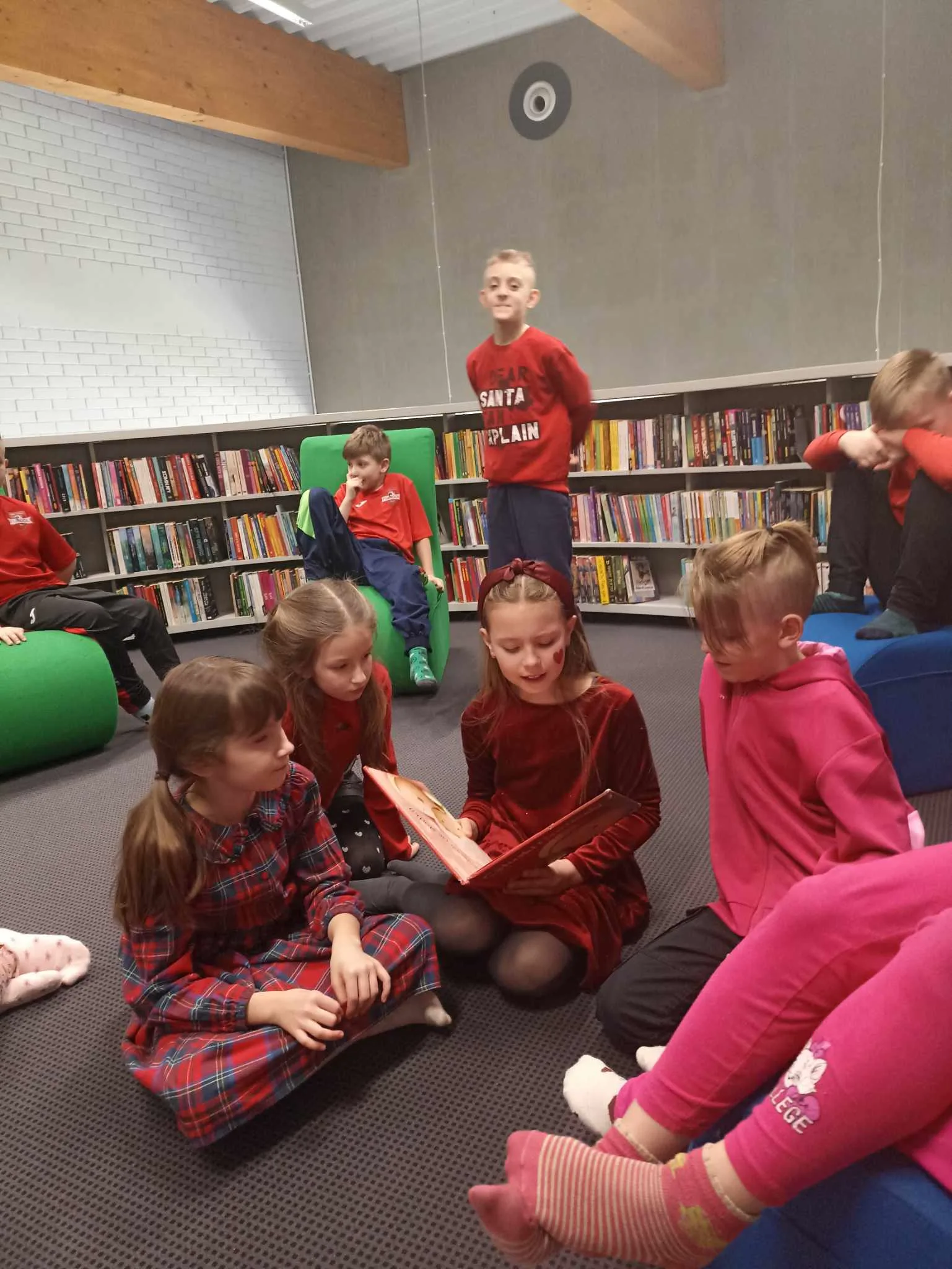 423766562 1043347870099705 3953903392096785065 n