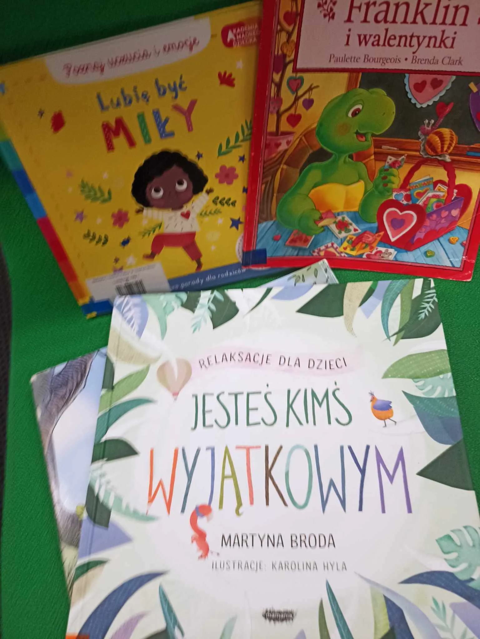 426807351 713235360791500 9205290099147821864 n