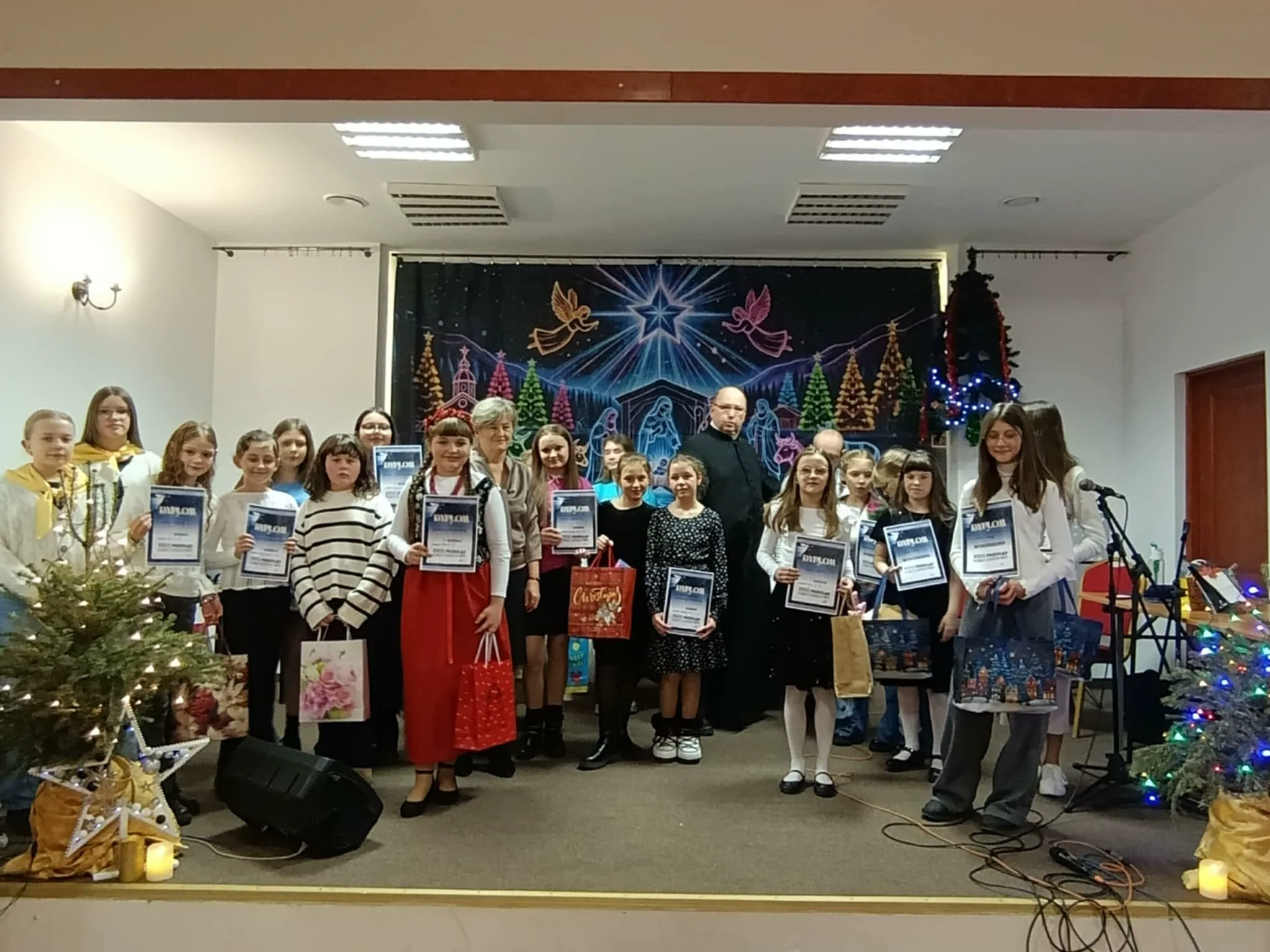 KONKURS KOLĘD I PASTORAŁEK W WITKOWIE