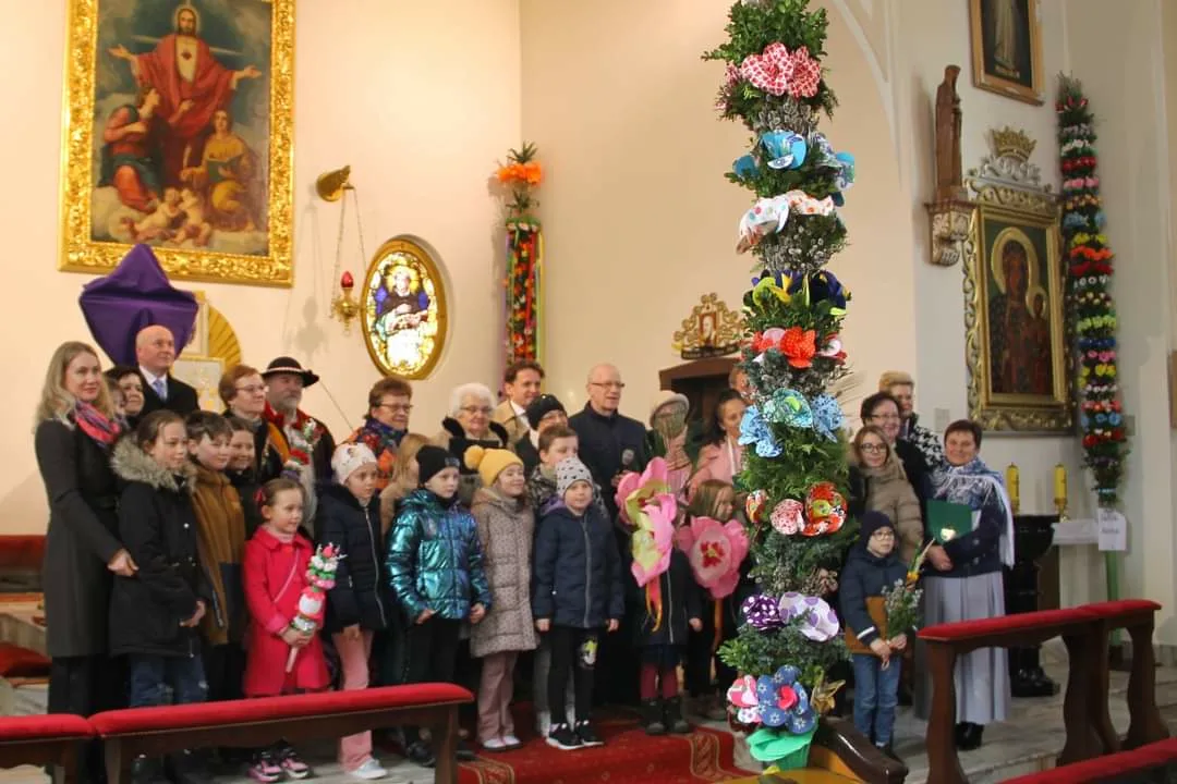 CZYJA PALMA WIELKANOCNA NAJPIĘKNIEJSZA?