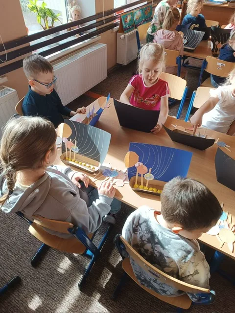 PHOTO 2025 03 06 18 27 14