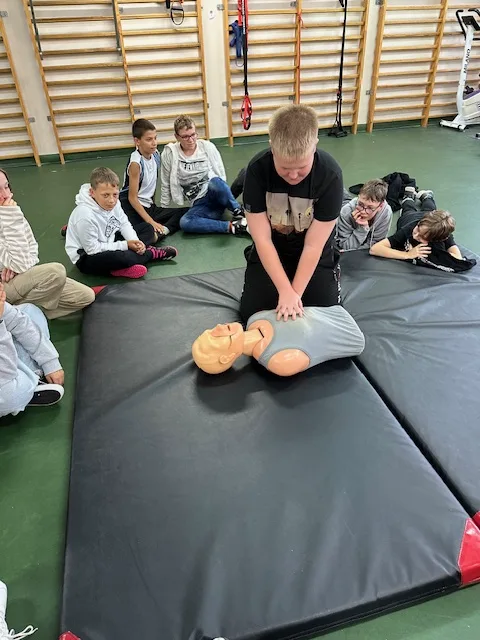 Zdjęcie 4 z albumu Pomoc