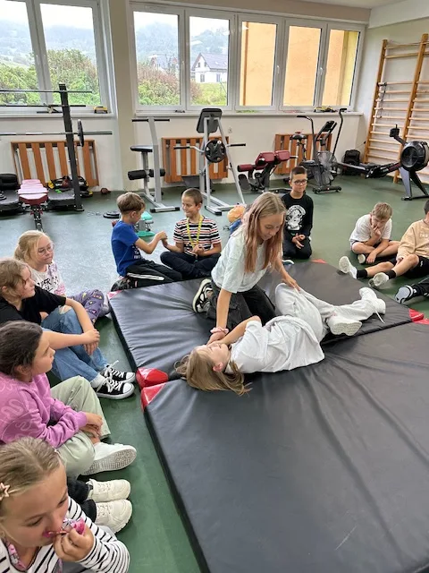 Zdjęcie 10 z albumu Pomoc