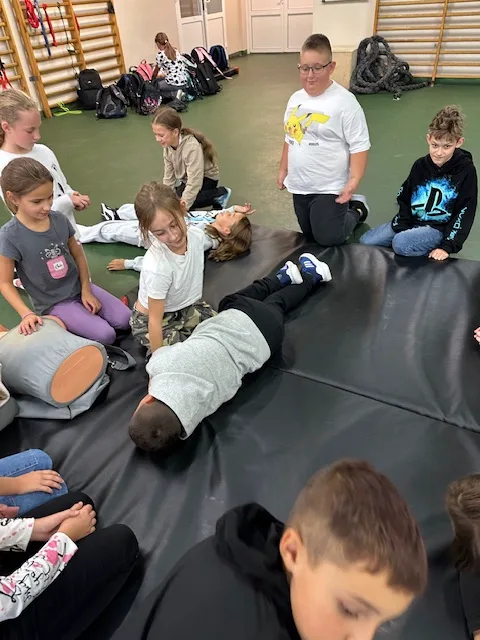 Zdjęcie 50 z albumu Pomoc