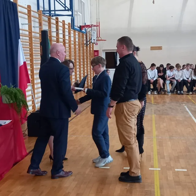 7993d592 908c 4388 aa42 25f452113ace