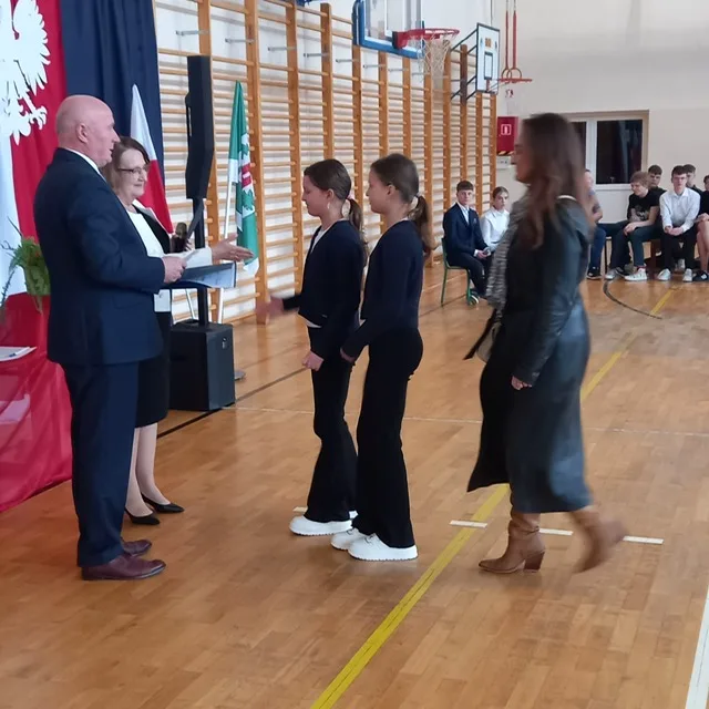 95244c98 1dd8 4aa3 8cbe 98dc34bab177