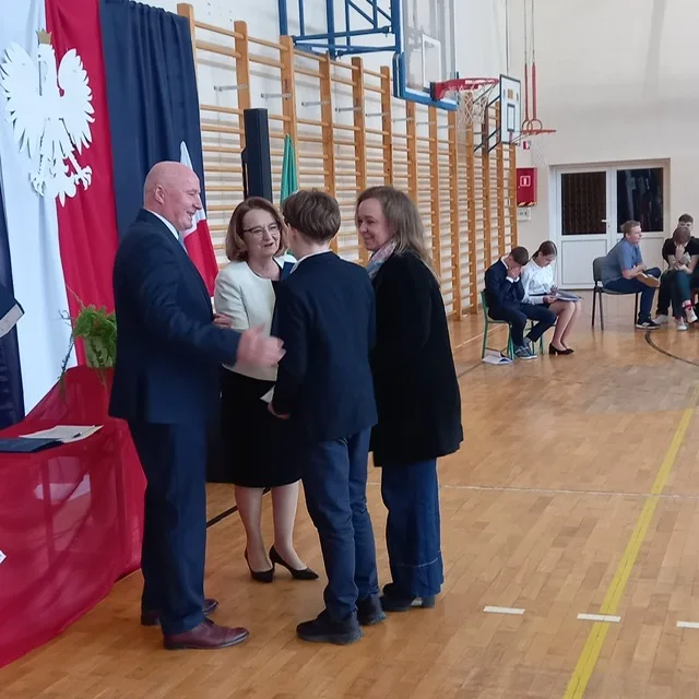 c16303ba ee61 4d41 9dd1 3326cf278366