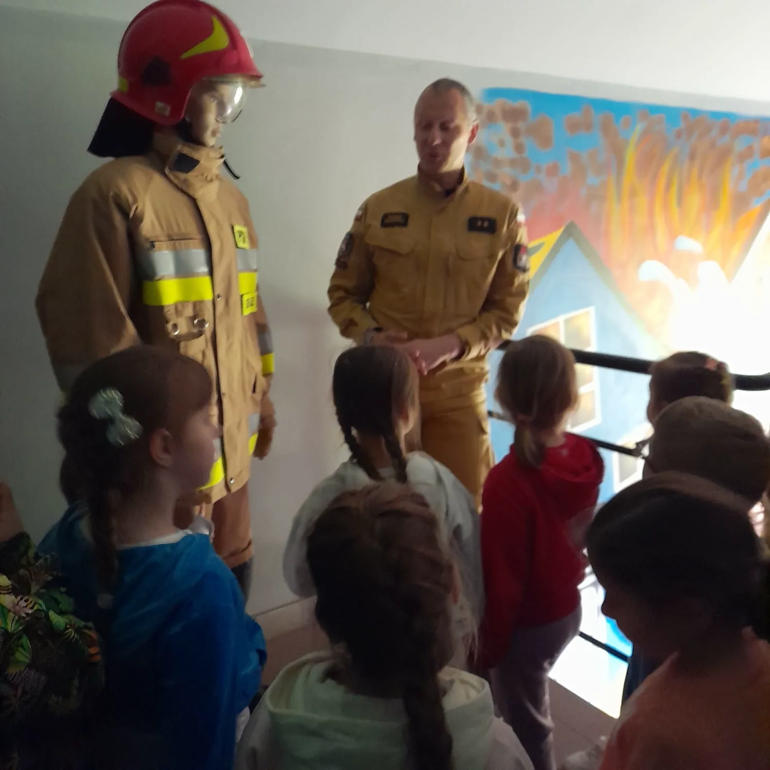 PHOTO 2024 04 26 08 18 46