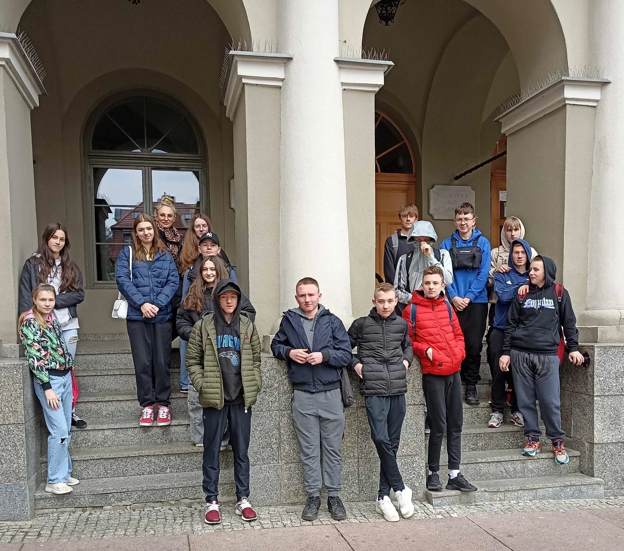 ŚWIATOWY DZIEŃ KSIĄŻKI I PRAW AUTRSKICH W BIBLIOTECE POD ATLANTAMI