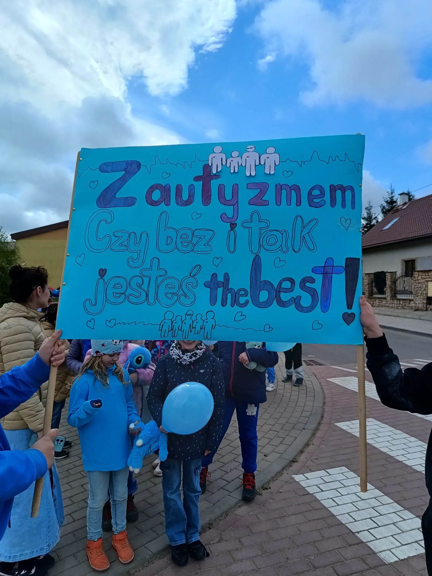 PHOTO 2024 04 25 22 35 58