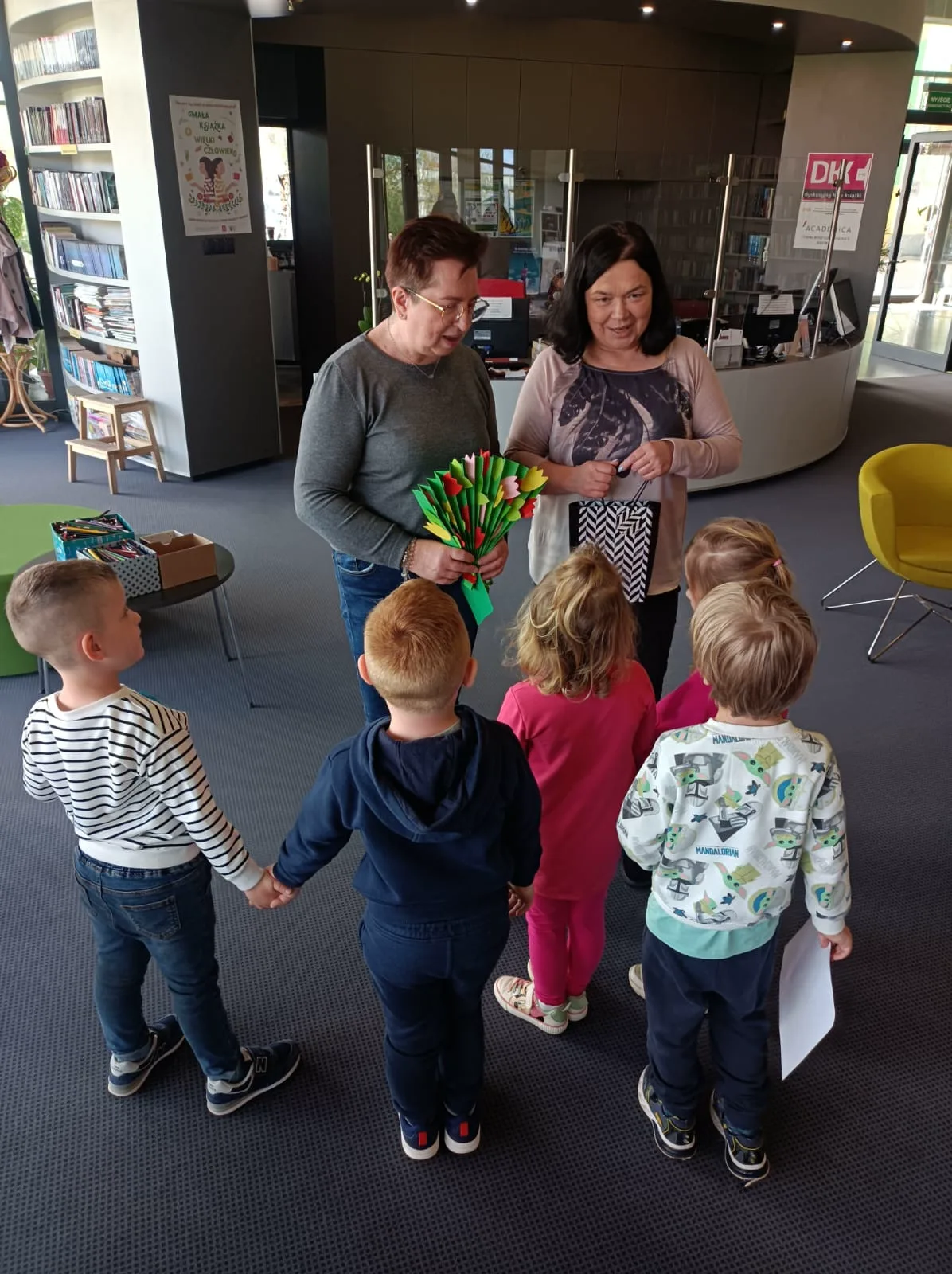 PHOTO 2024 04 16 20 58 08 3