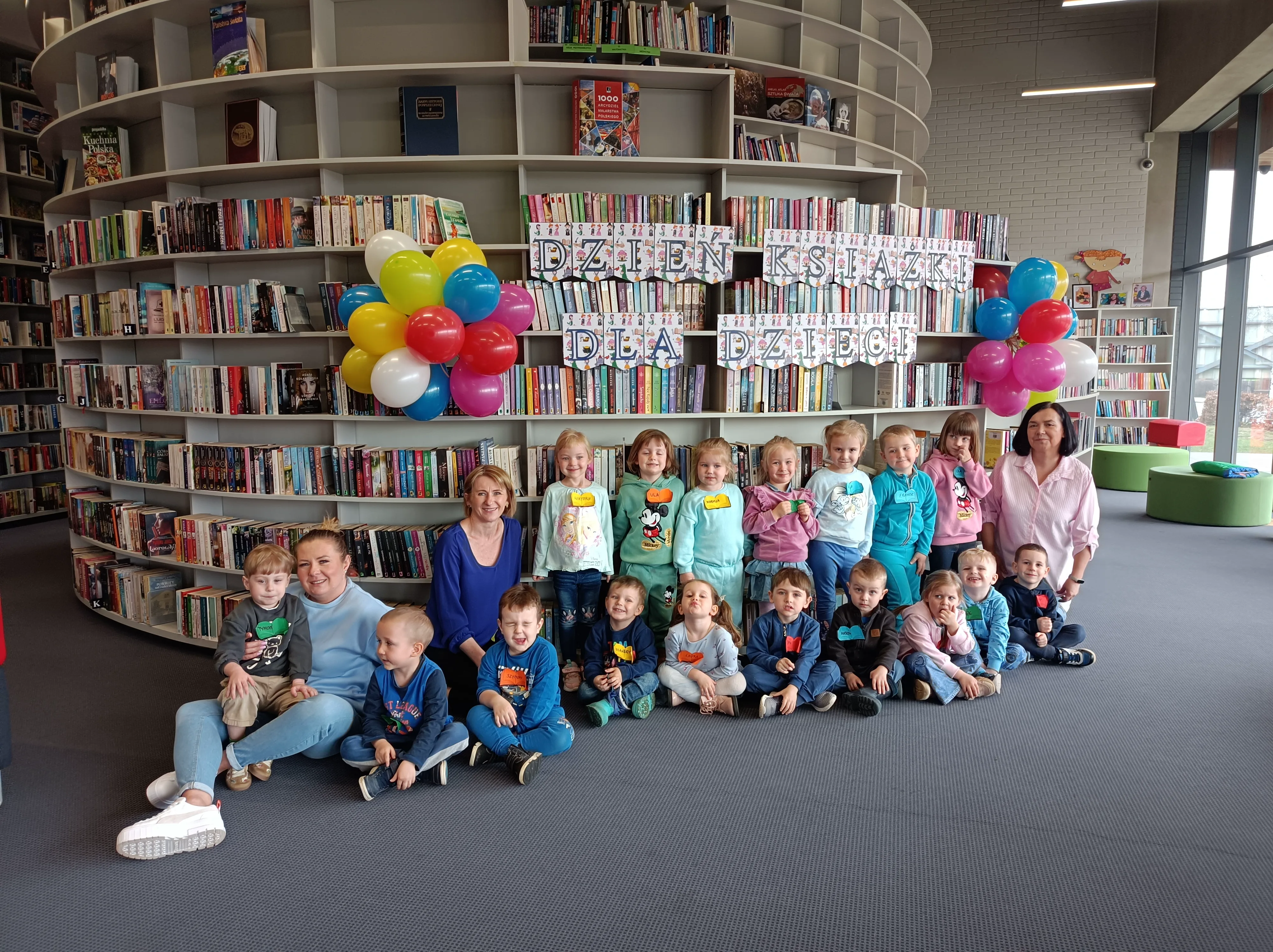 „DZIEŃ KSIĄŻKI DLA DZIECI”