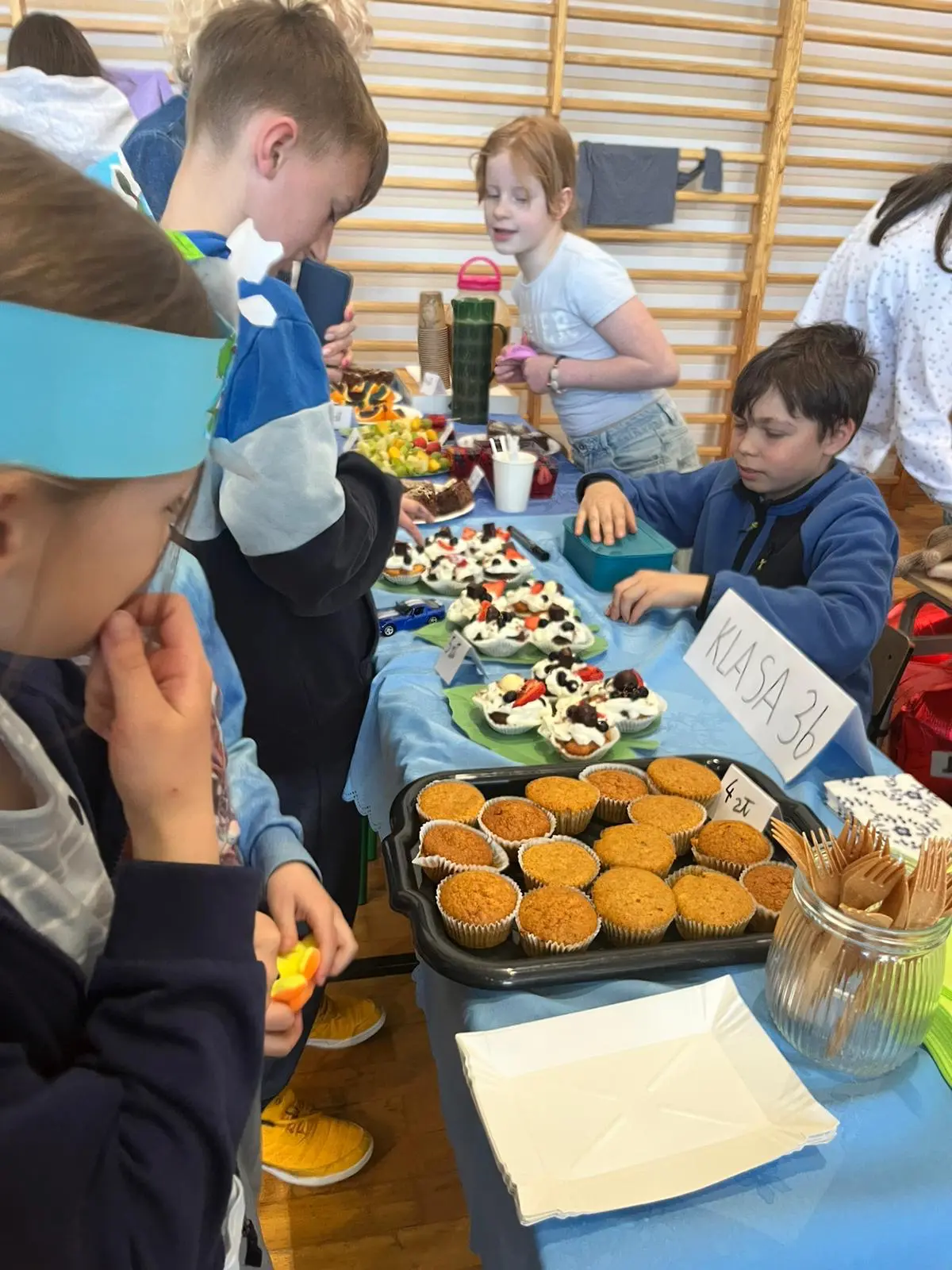 Zdjęcie 15 z galerii Kiermasz