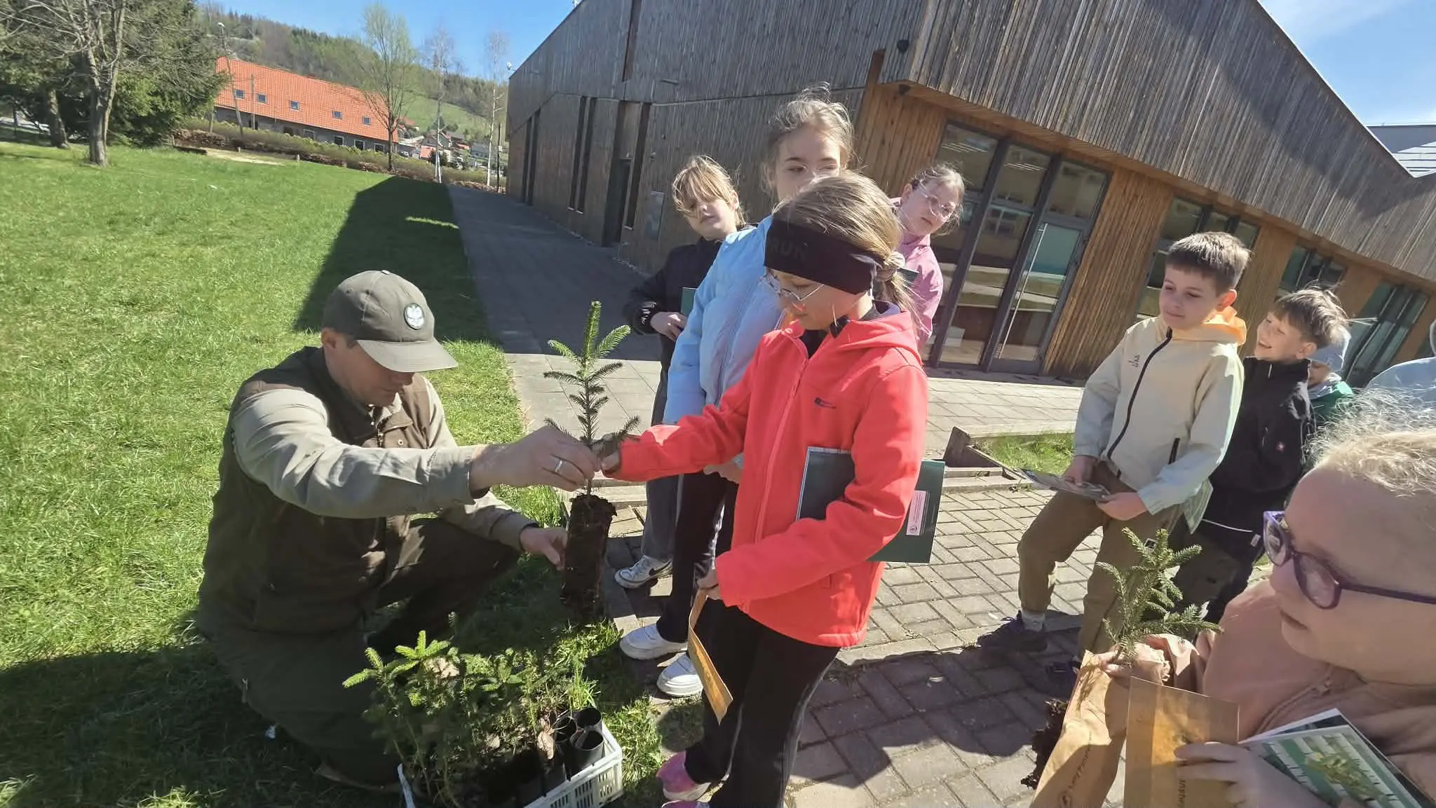 Zdjęcie 3 z galerii Przyjaciel lasu