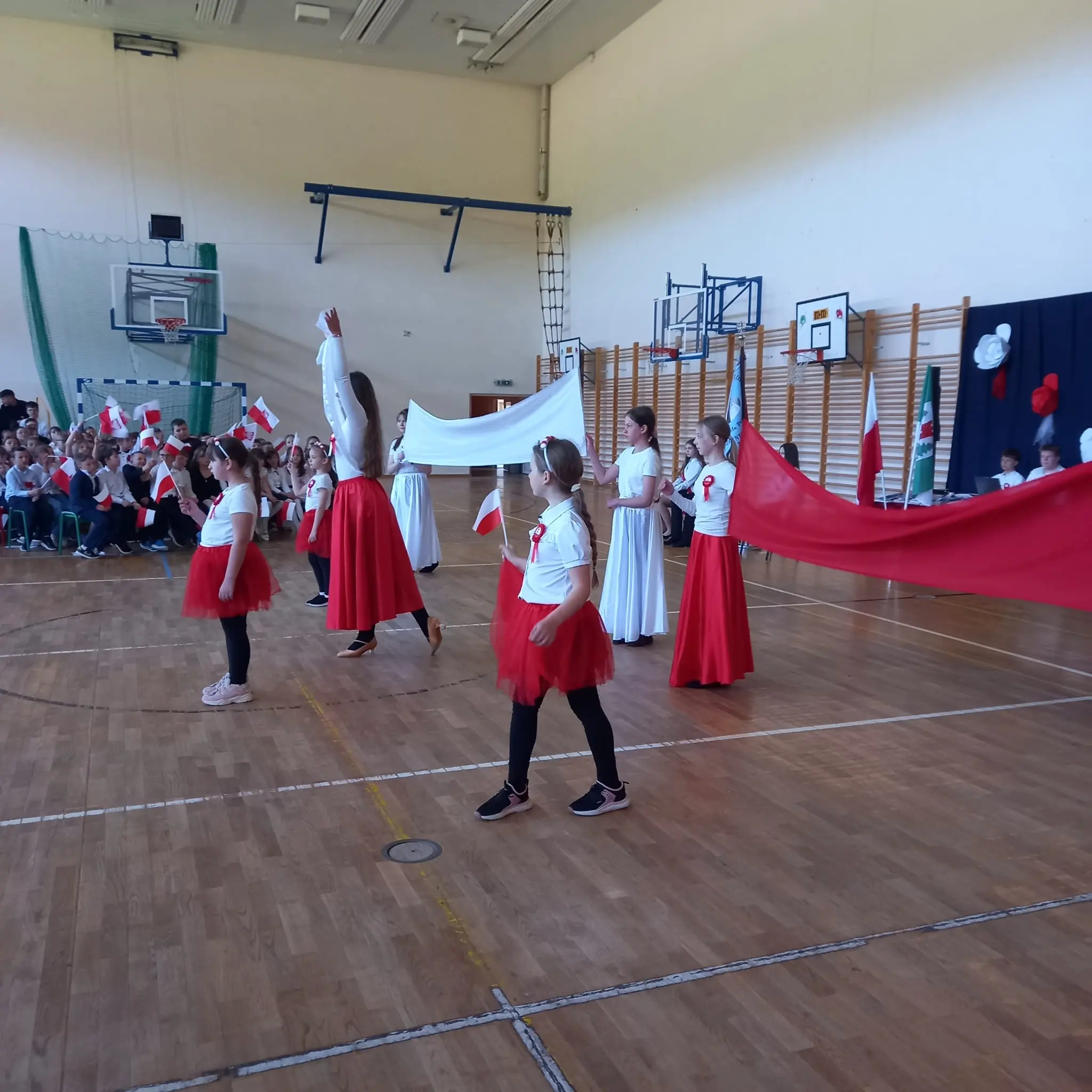 Zdjęcie 21 z galerii Wiwat maj