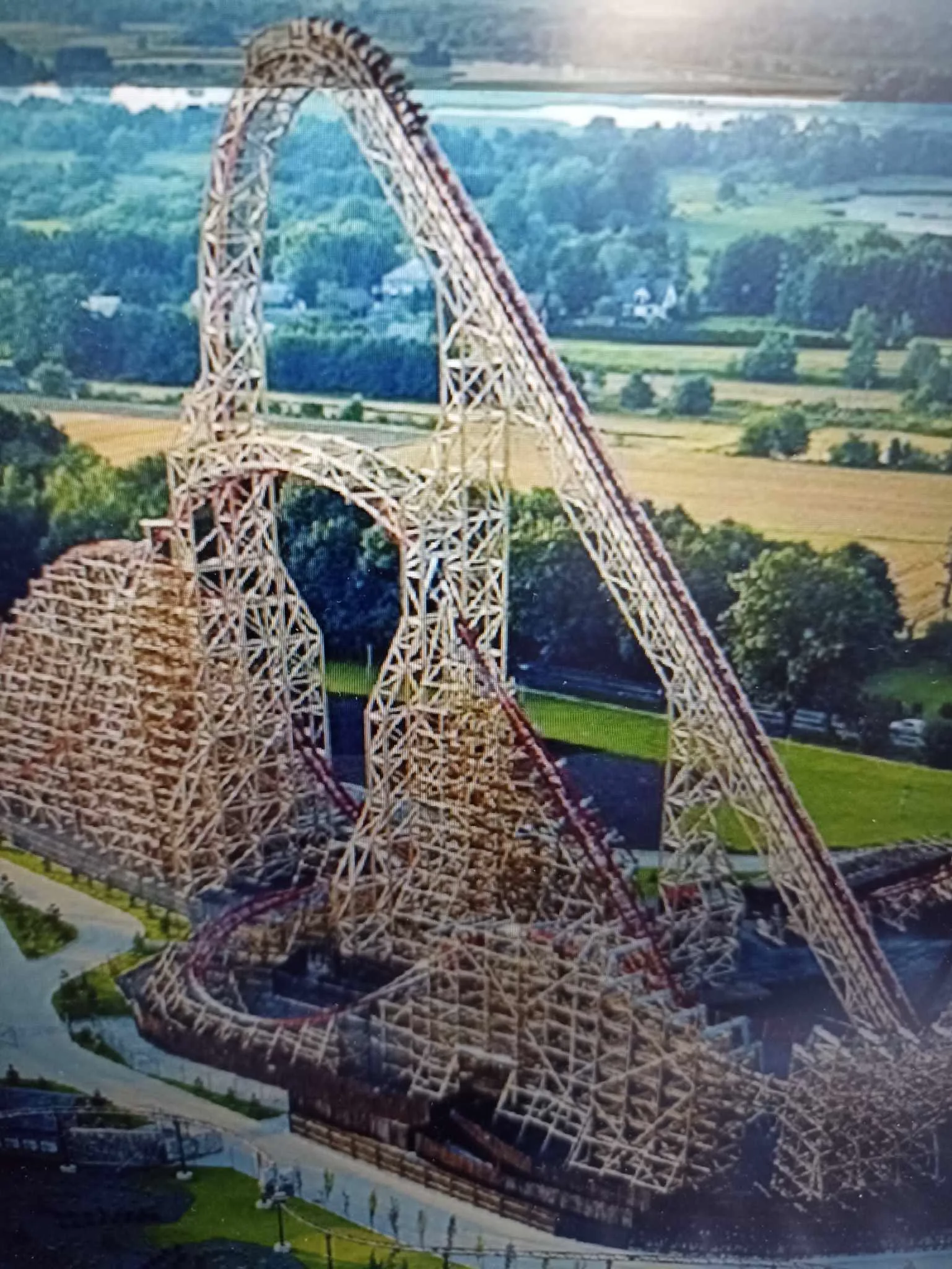 fa242fd2 6e12 45f4 b34c 422eba6eb5d3