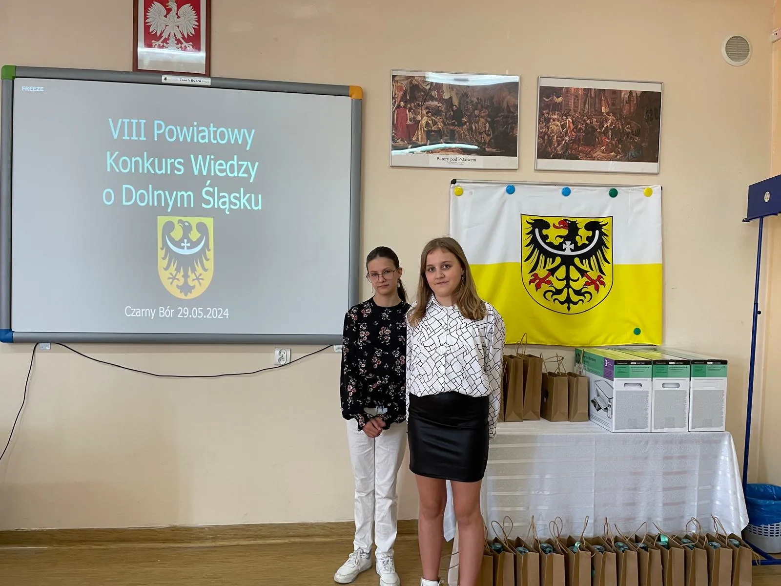 PHOTO 2024 05 29 19 24 19