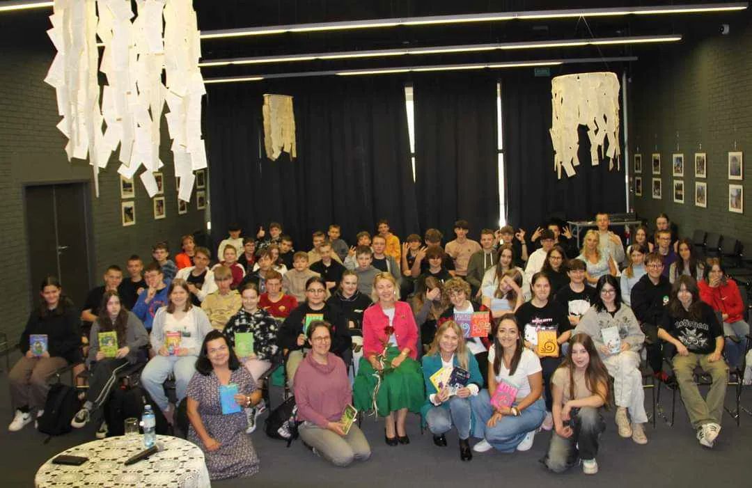 UDZIAŁ KLAS SIÓDMYCH I ÓSMEJ W SPOTKANIU AUTORSKIM Z p. EWĄ NOWAK