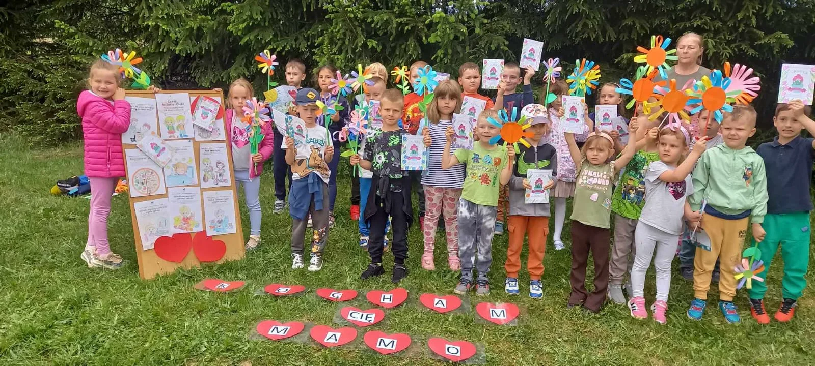 Zdjęcie 2 z albumu Dzień Mamy