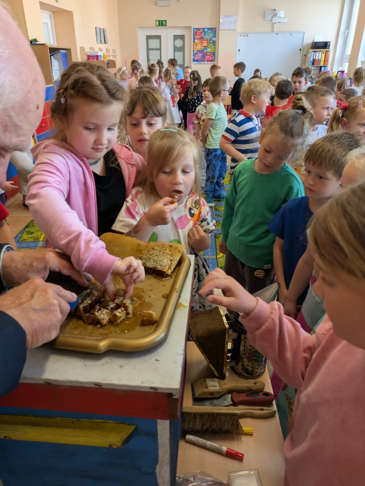 57992ecd 14e8 4686 bda3 4603000e51fb