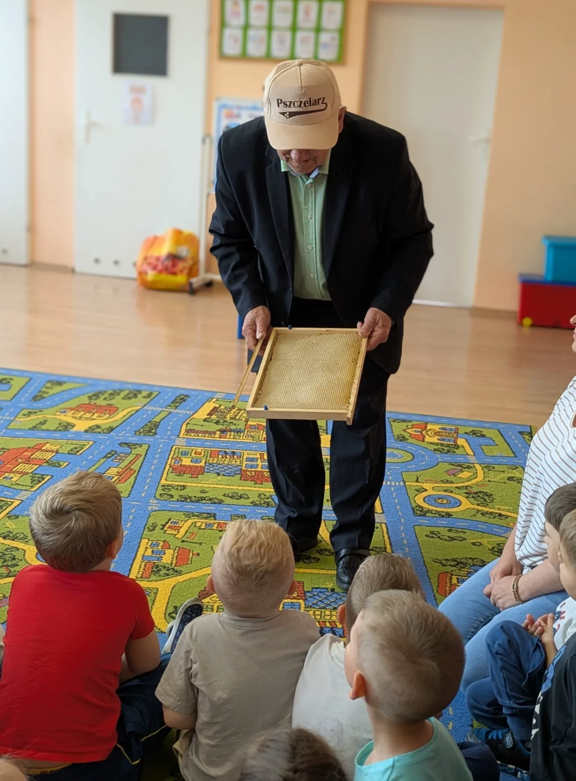 a5f63f26 80dd 40a8 8d0e 5d2bbcab7ff1