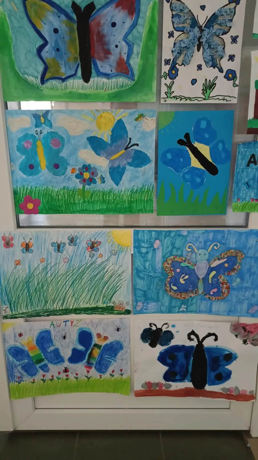 Zdjęcie 1 z galerii Błękitna chmara motyli