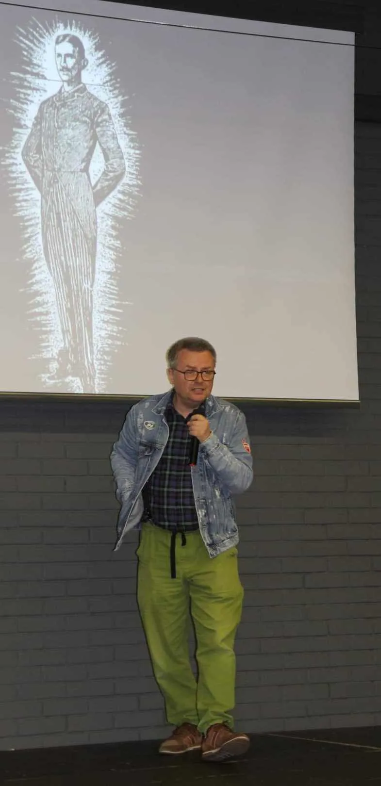 783fb413 58b3 480d 8868 cf1a929d455e