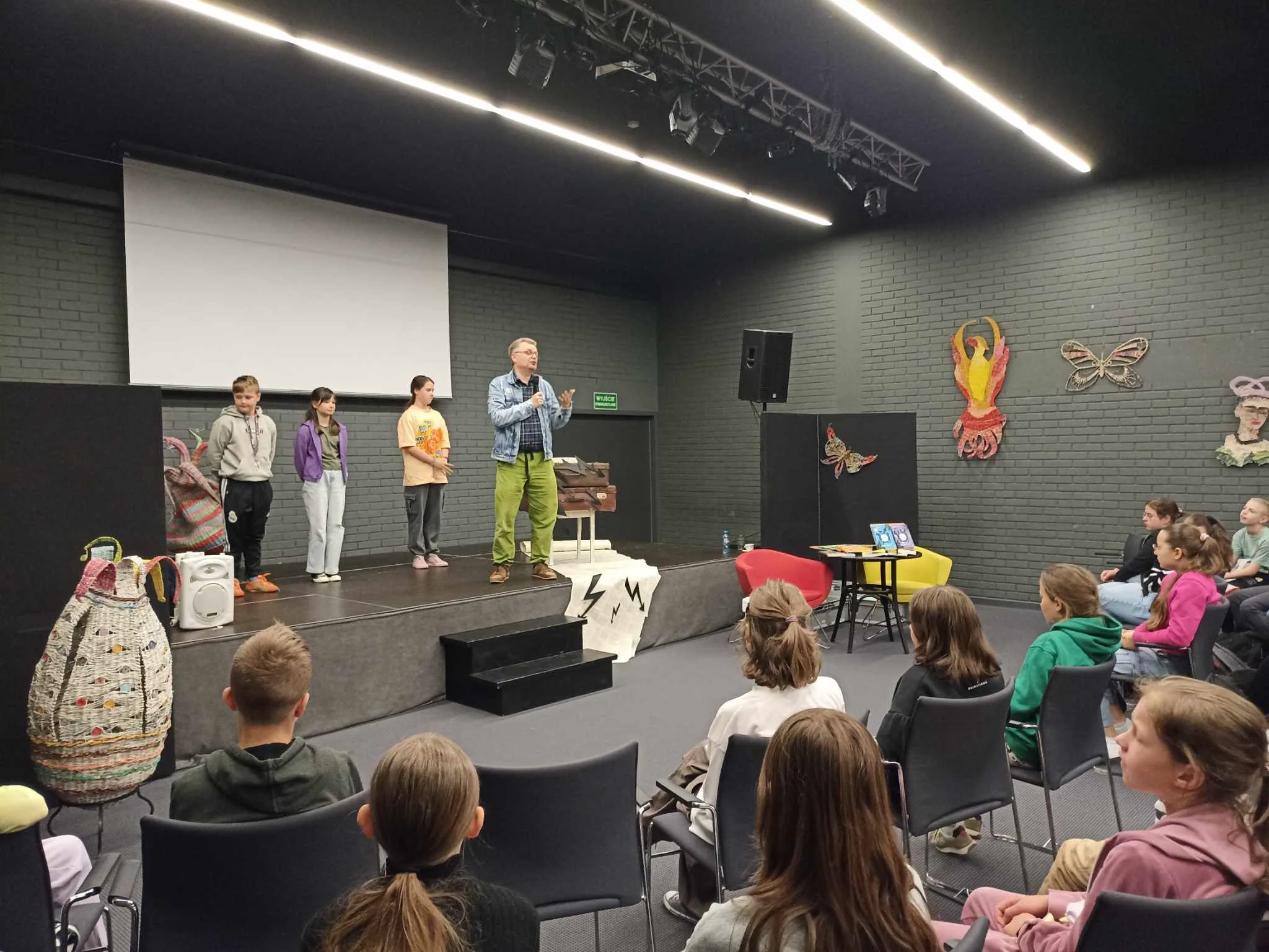 b26c07d5 2a83 4c03 9624 0ce97a570e49