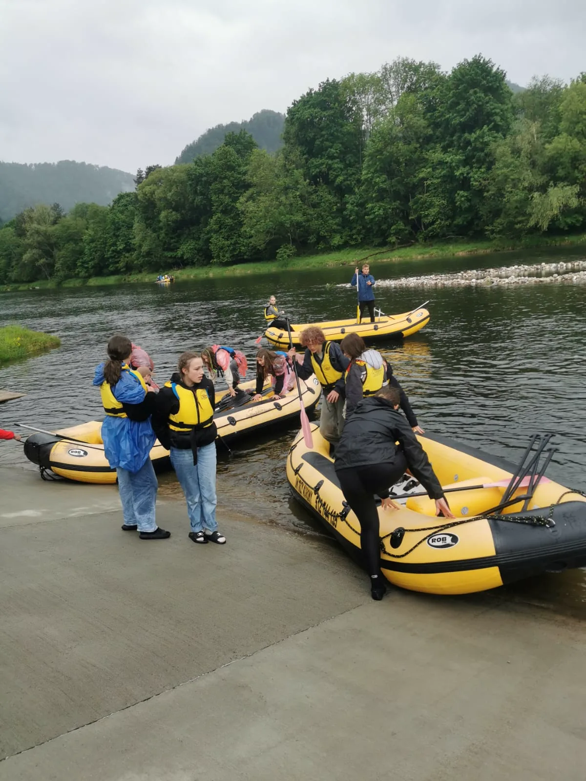 664A69E1 E9D3 401C 83F1 5F6E8FB3A72E