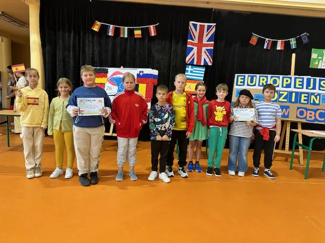 W JAKIM JĘZYKU UMIESZ SIĘ POROZUMIEĆ?