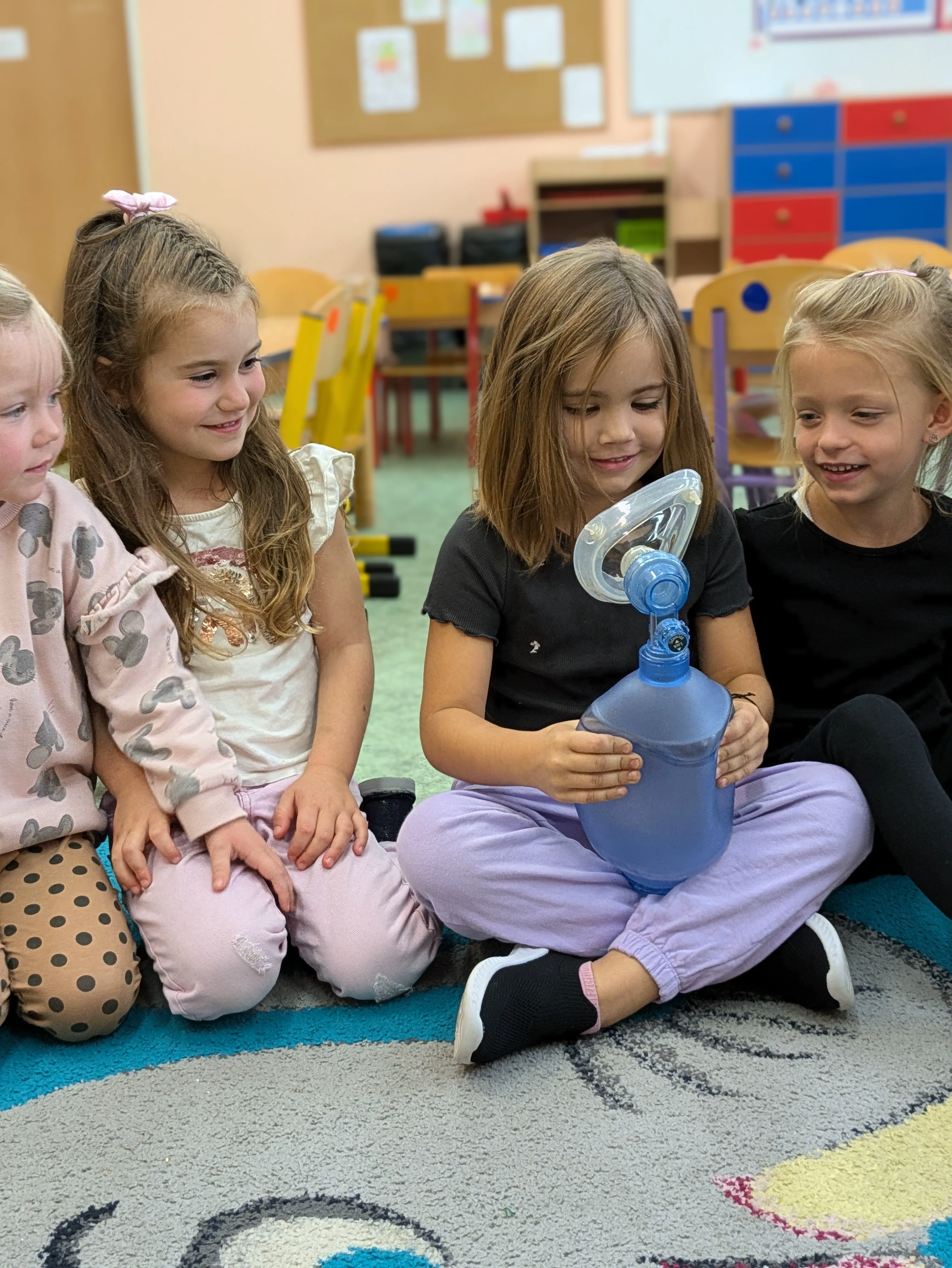 PXL 20240926 083243874.PORTRAIT