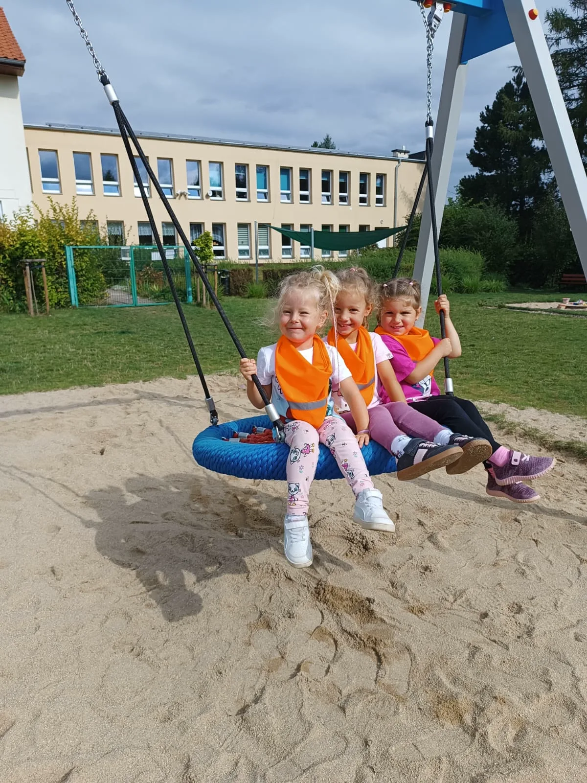 PHOTO 2025 09 12 08 52 44