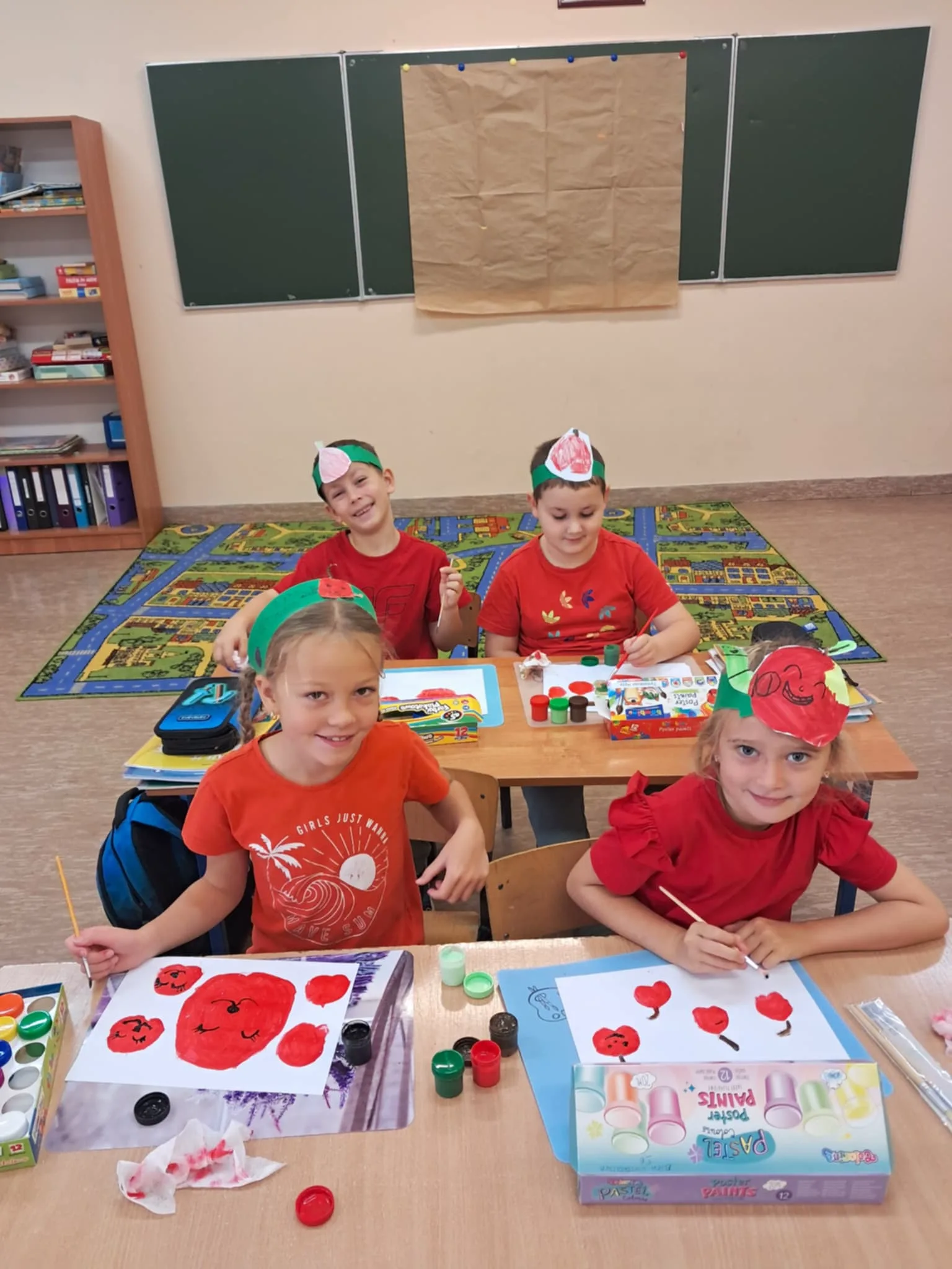 Messenger creation 4593F6F9 6870 4C2B 92A0 6DE066243523