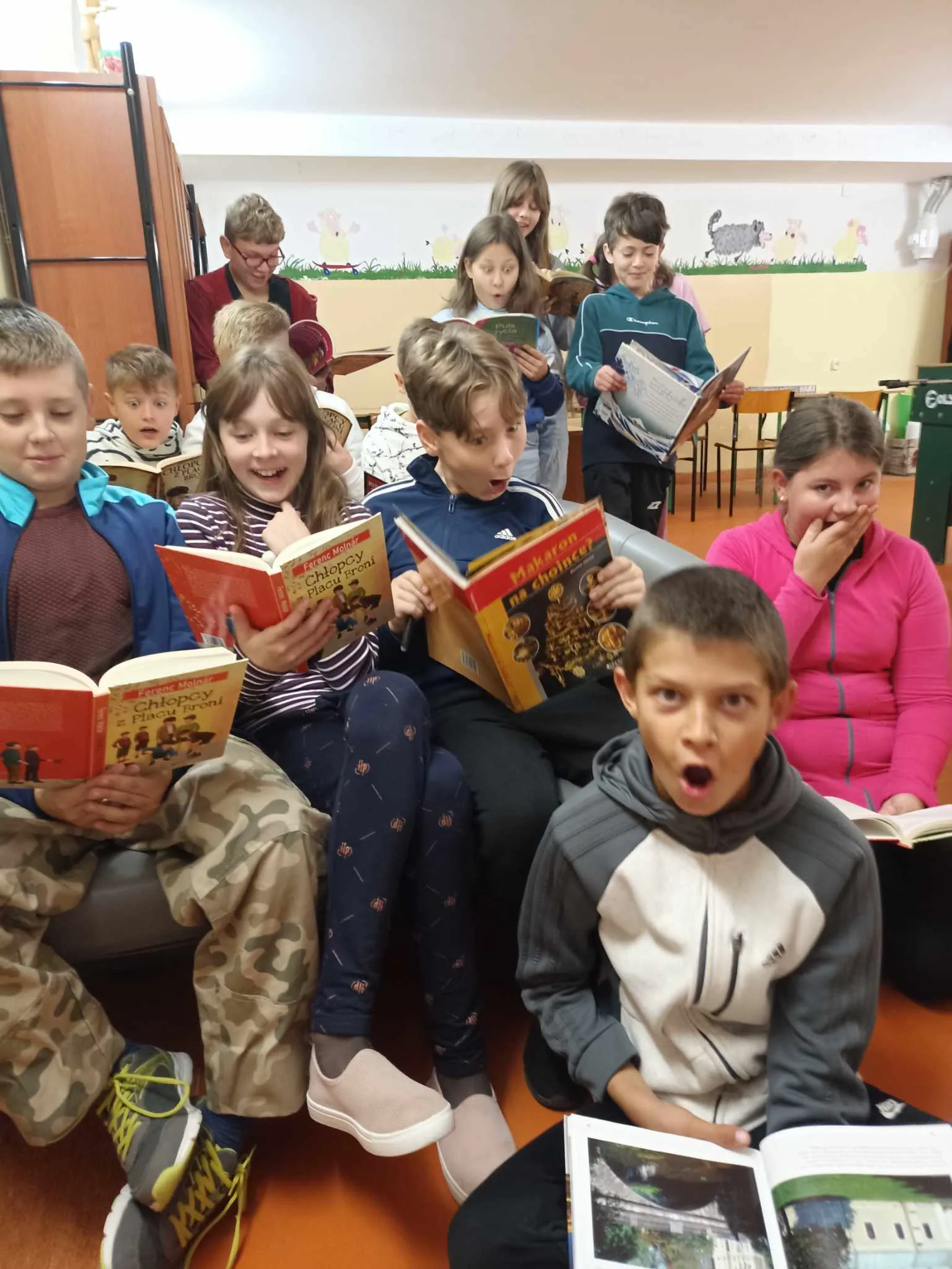 387490112 295855323234618 6157991718811023691 n