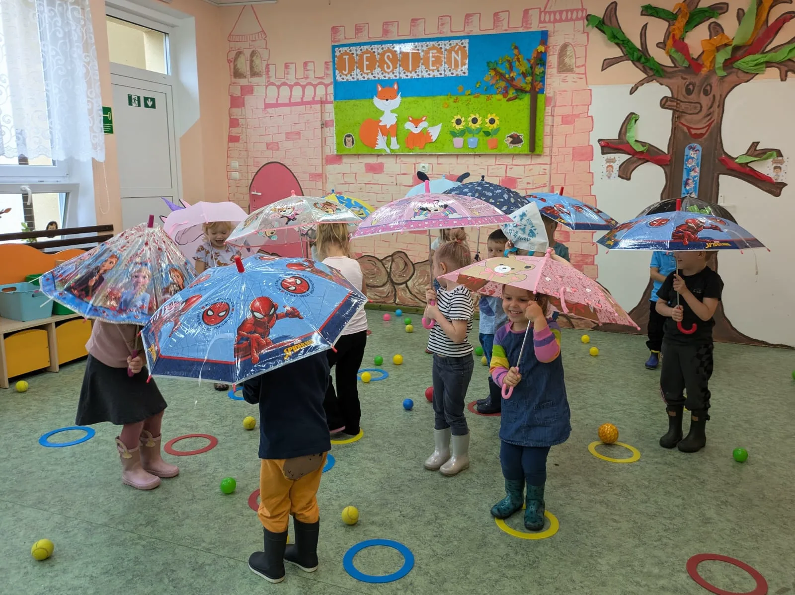 W czasie deszczu Tygryski się nie nudzą!