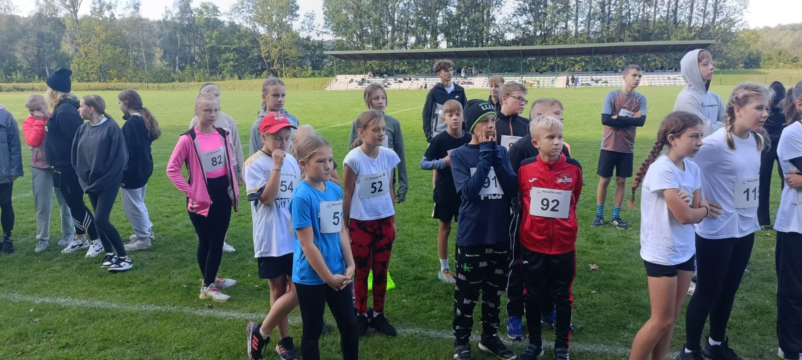 Powiatowe Igrzyska Młodzieży Szkolnej i Igrzyska Dzieci w sztafetowych biegach przełajowych