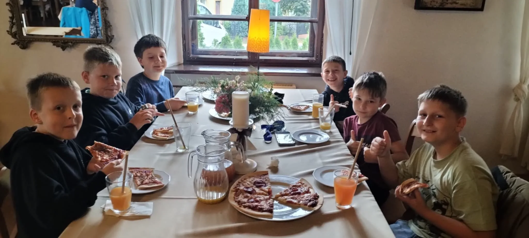 Messenger creation 7AA96EF1 2036 43C6 8DB6 E48578882133