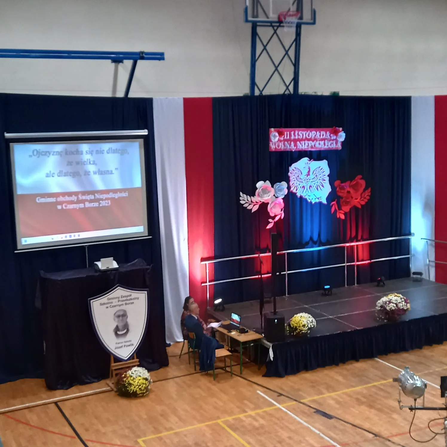 PHOTO 2023 11 11 07 23 01