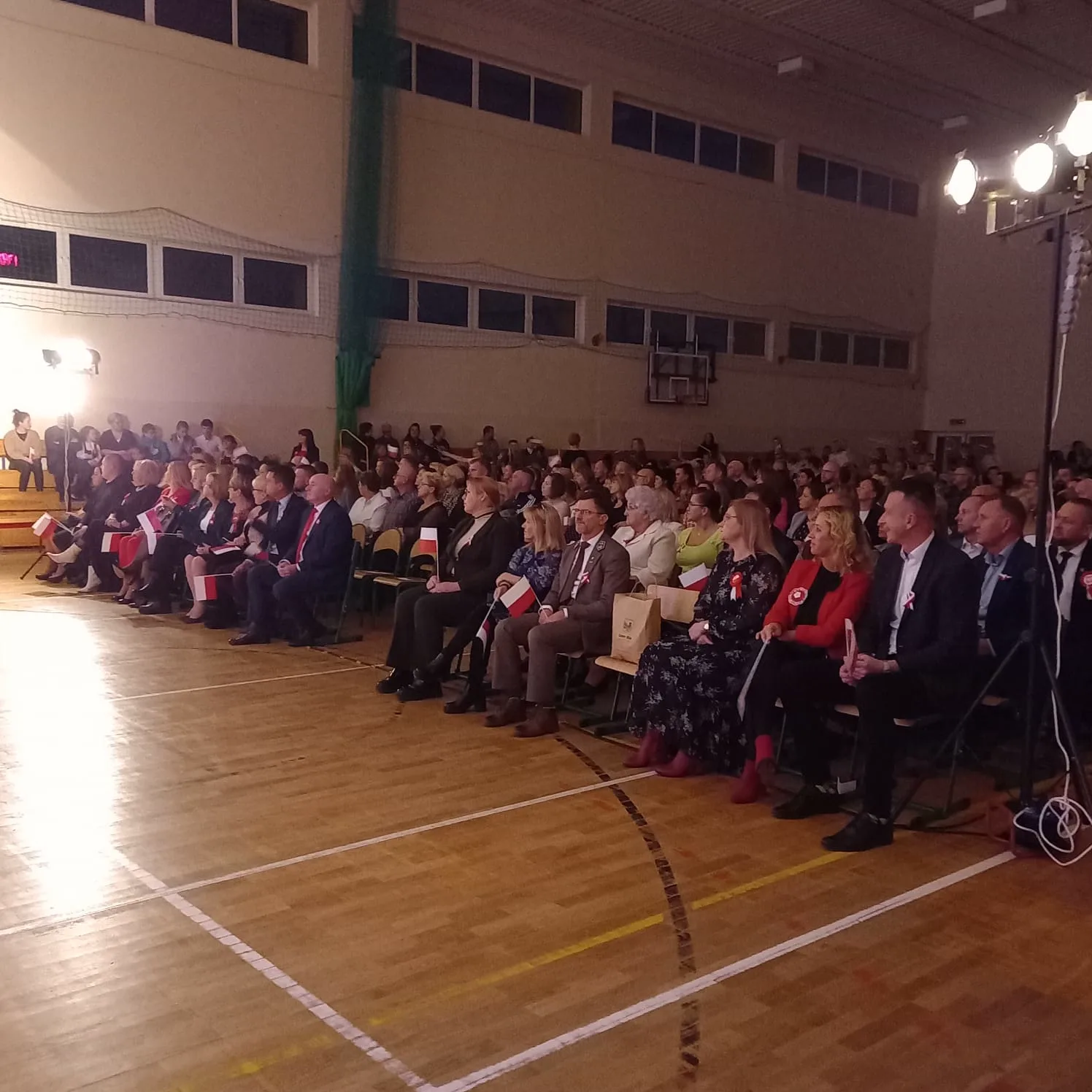 PHOTO 2023 11 11 07 23 49