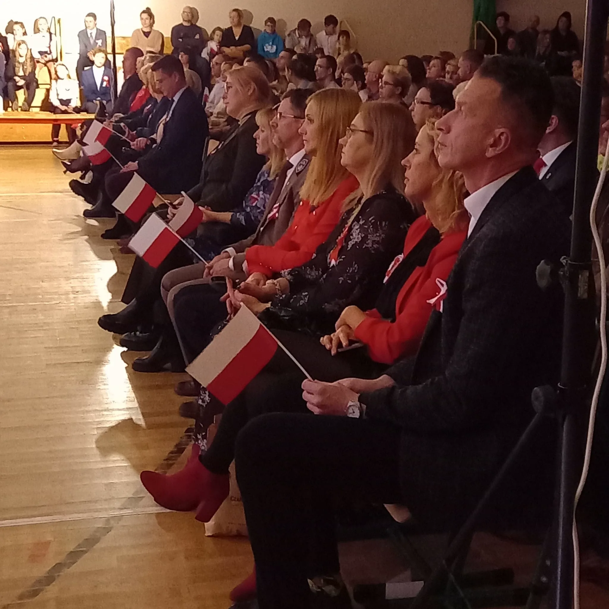 PHOTO 2023 11 11 07 28 21