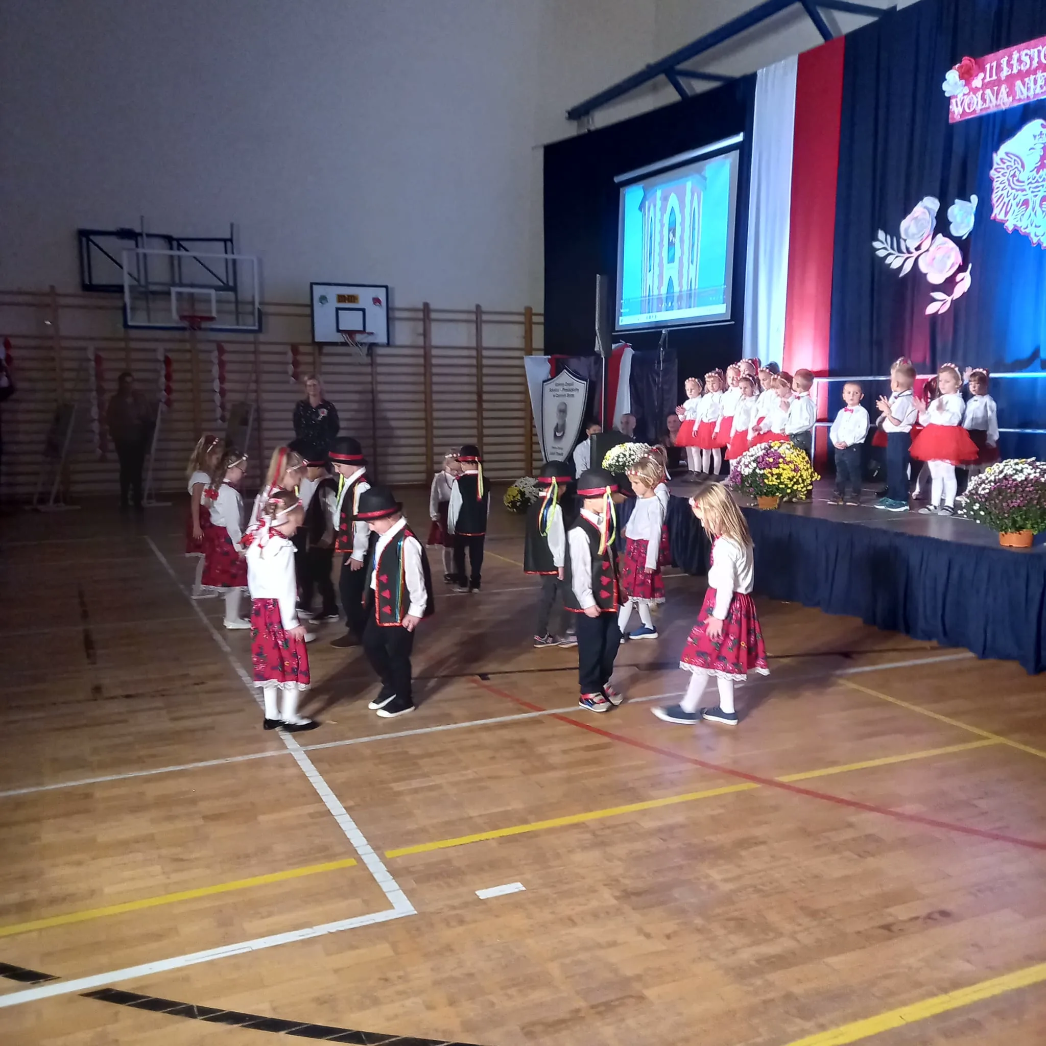 PHOTO 2023 11 11 07 34 19