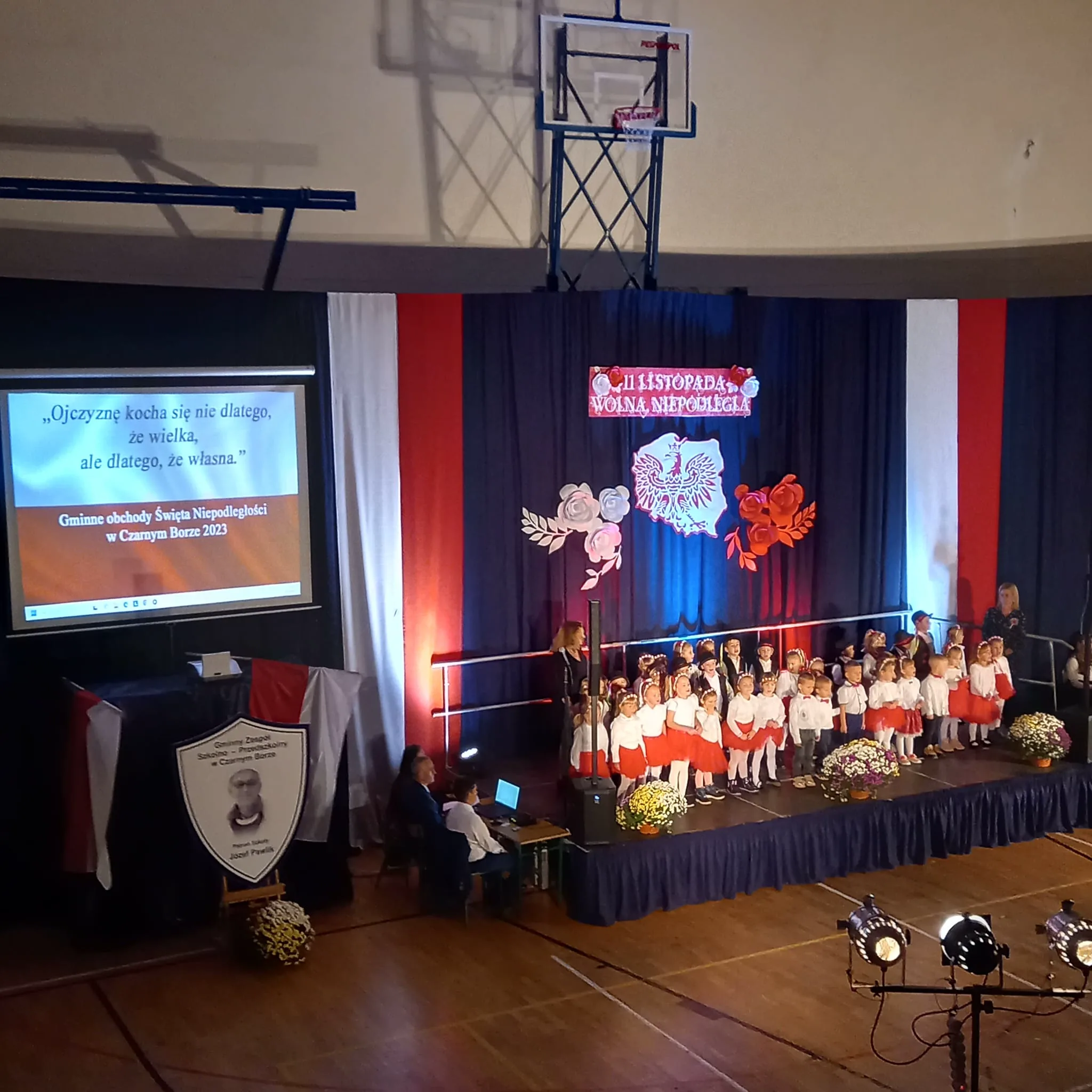 PHOTO 2023 11 11 07 35 34