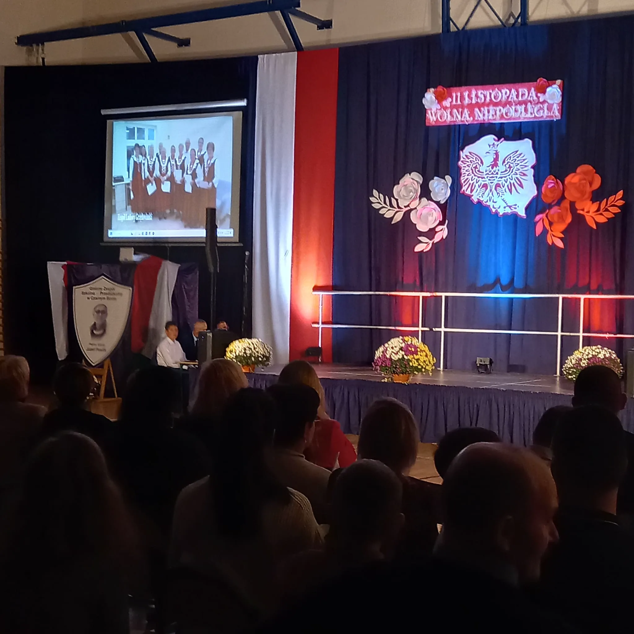 PHOTO 2023 11 11 07 38 11