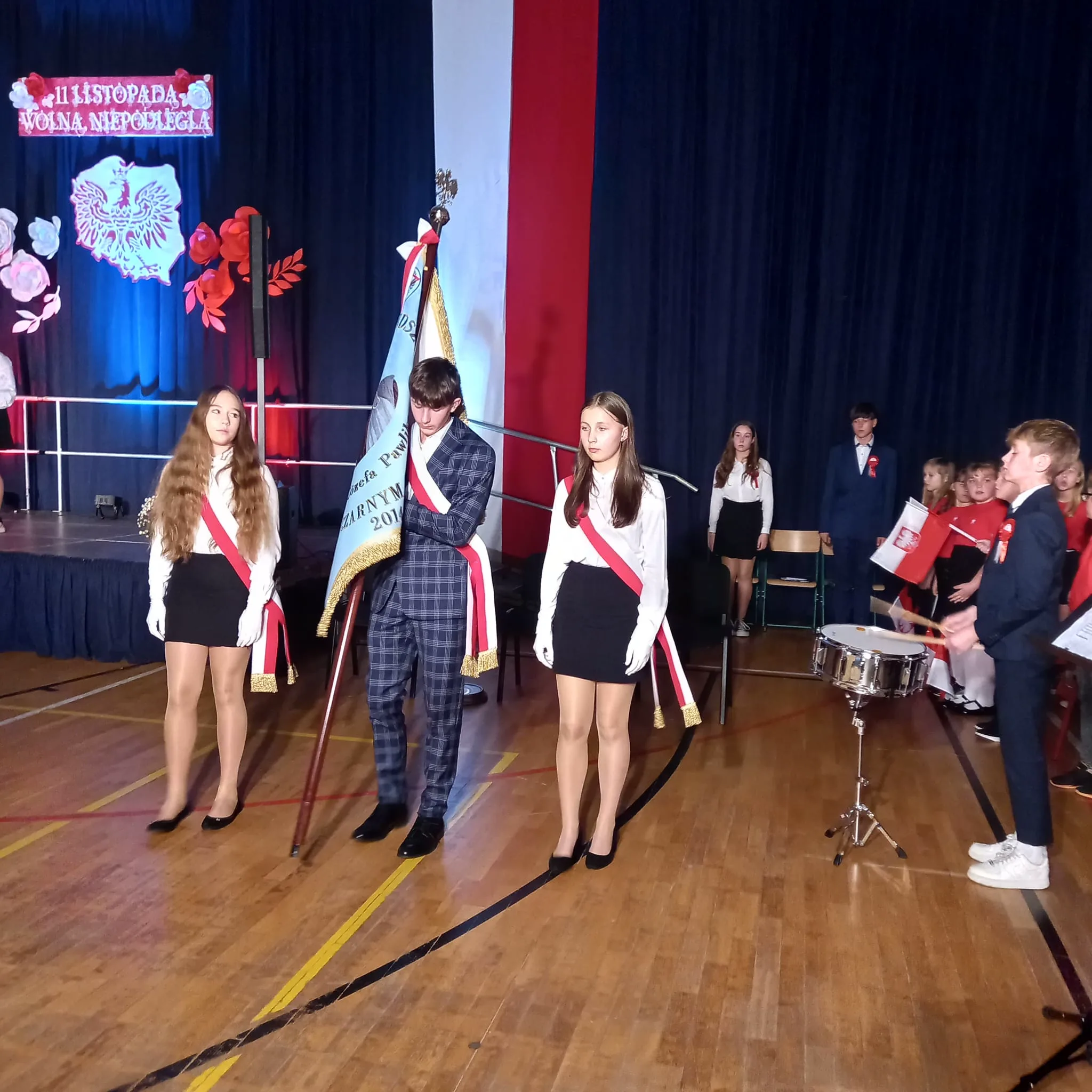 PHOTO 2023 11 11 07 48 00