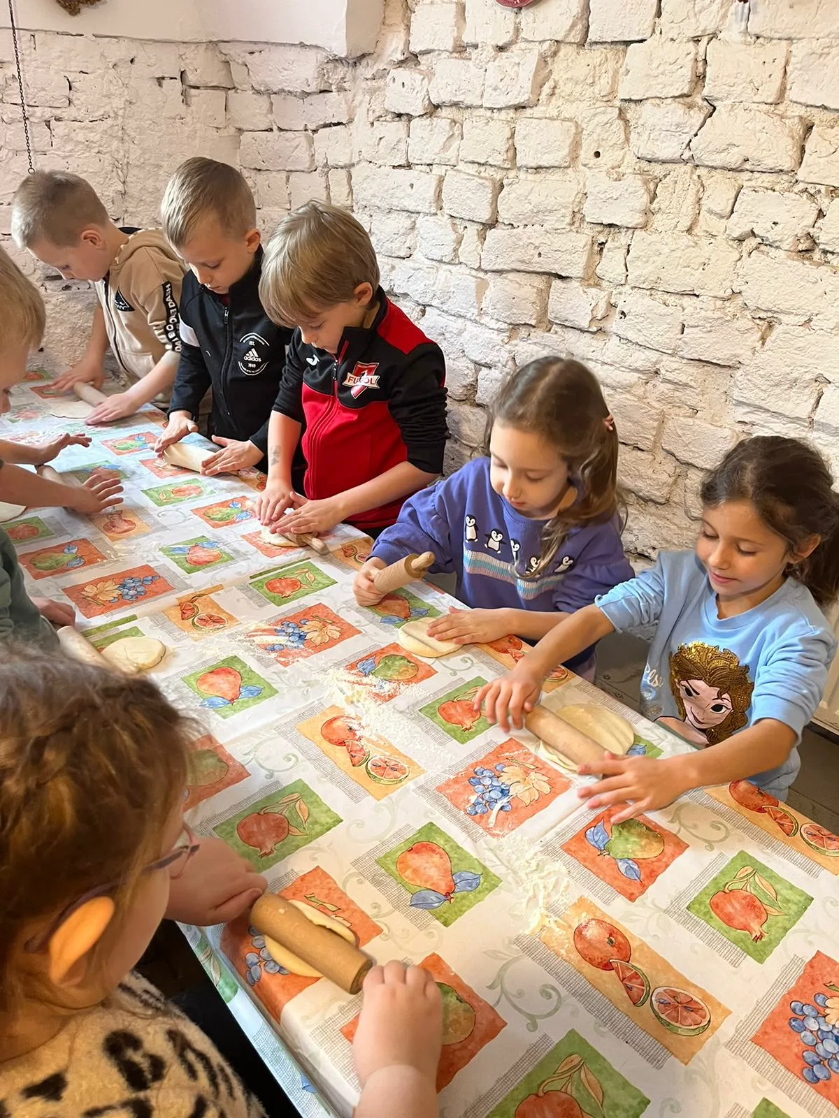 PHOTO 2023 11 15 18 40 07