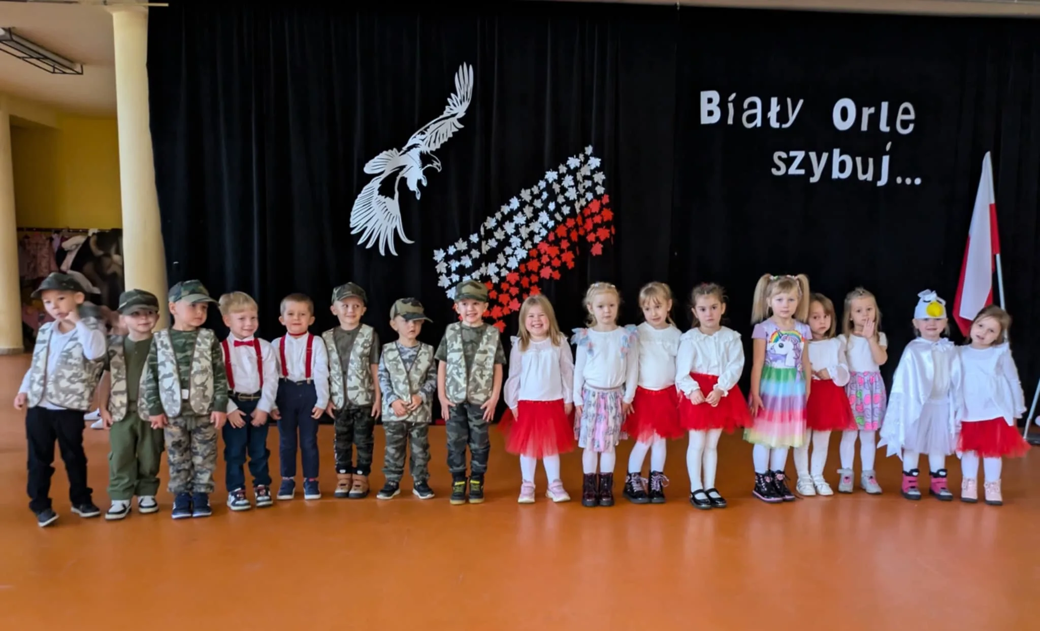 228811e3 8510 4e75 a6f8 899a0fea2070